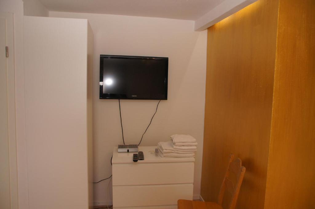 Hotel Paseo Aquisgrán Habitación foto